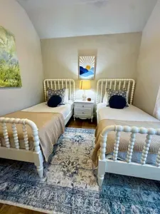 Grandview Farmhouse in the heart of Stillwater - image 33 of 50