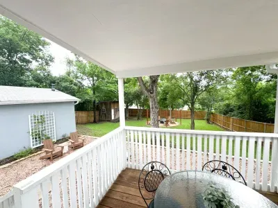 Charming Cottage Near Downtown | 1 Mile to Silos- Pet Friendly - image 27 of 77