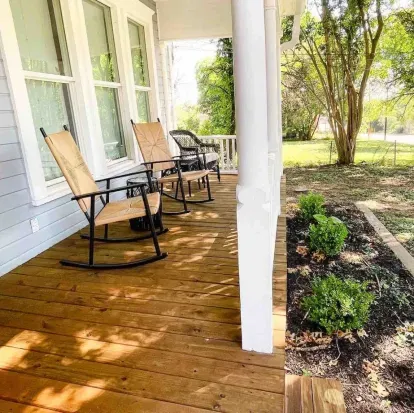 Charming Cottage Near Downtown | 1 Mile to Silos- Pet Friendly