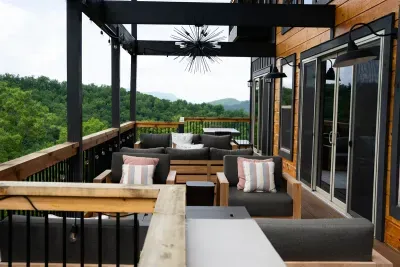 Spread Out to Eat, Drink and Relax on the Deck