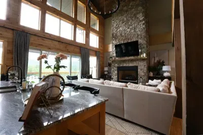 Windows rising to the ceiling