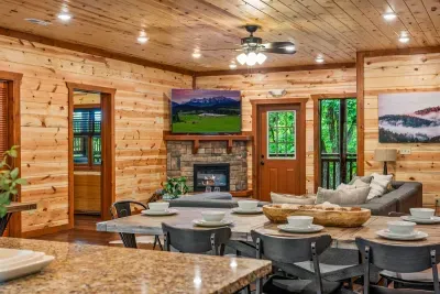 Oversized Family Room with Plenty of Seating!