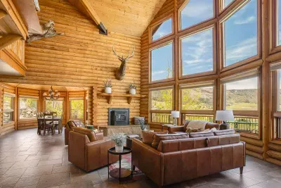 Main living room w/incredible views