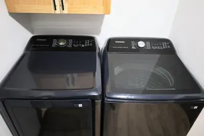Self-serve laundry