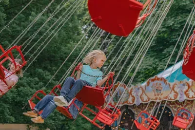 blond-boy-riding-on-an-attraction-2026-01-07-06-13-41-utc
