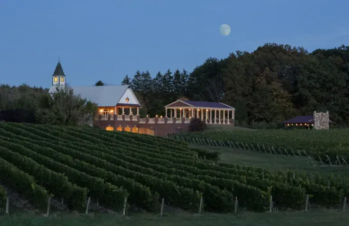 Close to local wineries—spend the day tasting, come home to unwind.