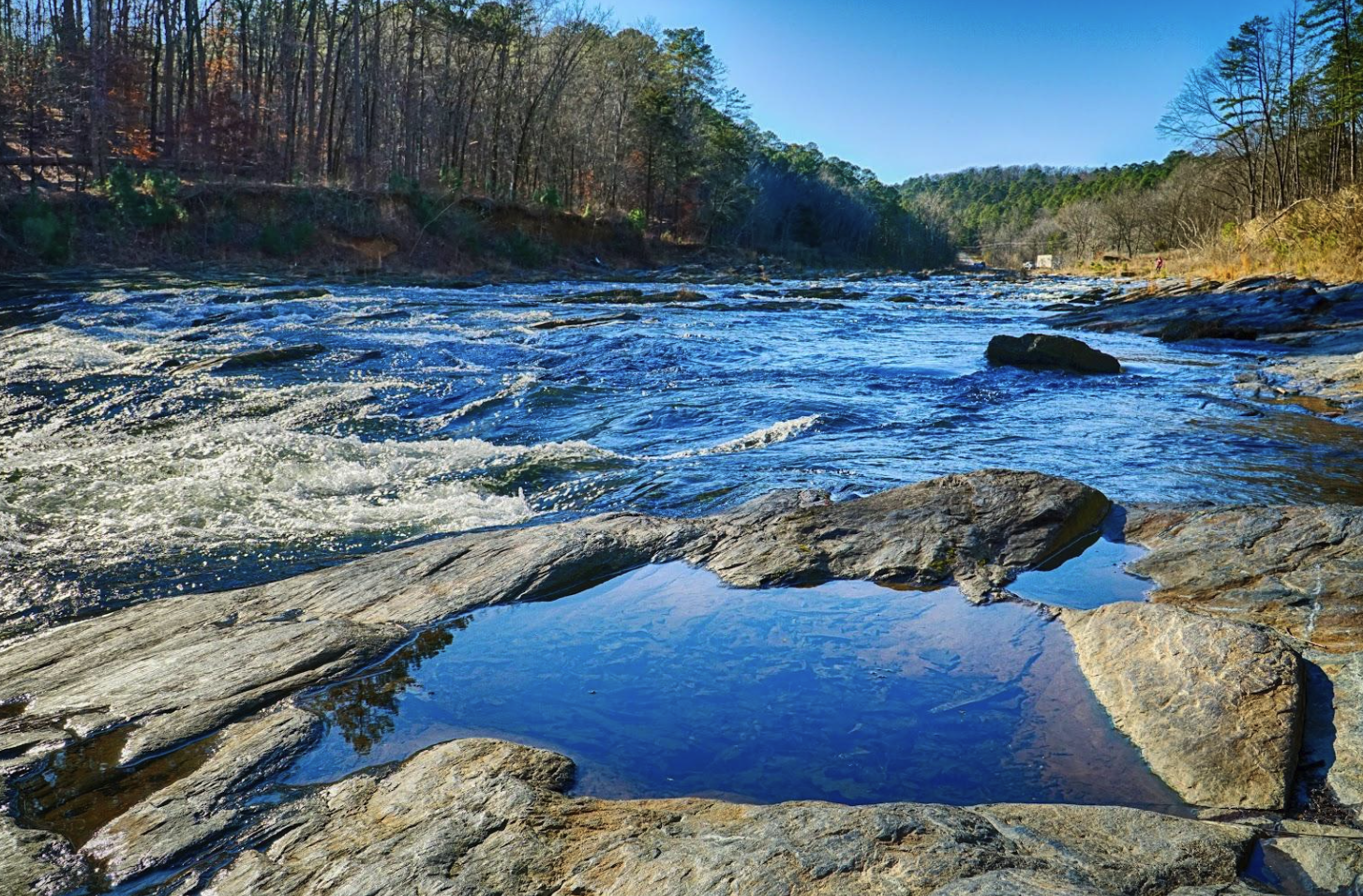Hiking trails in Beavers Bend State Park near Broken Bow Oklahoma