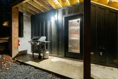 Dark Horse Loft - image 42 of 46