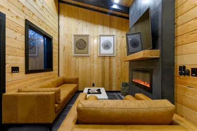 Dark Horse Loft