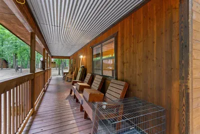 Sugar Bear Lodge - image 49 of 77