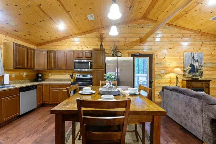 Sugar Bear Lodge - image 15 of 77