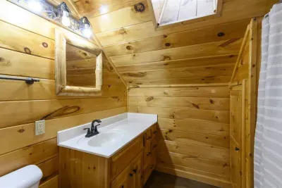 Queen En-suite