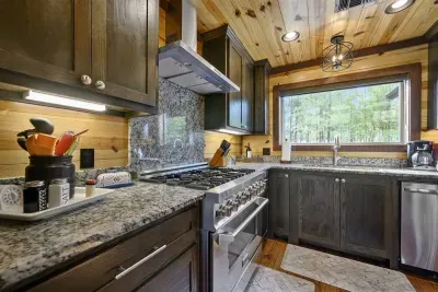 Creekside Crib - image 11 of 75