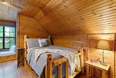 Mountain Bear Lodge - image 36 of 84