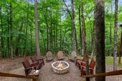 Mountain Bear Lodge