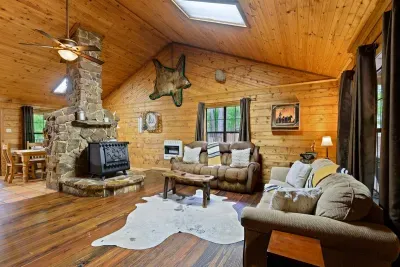 Mountain Bear Lodge