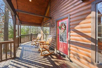 Star Creek Cabin - image 6 of 36