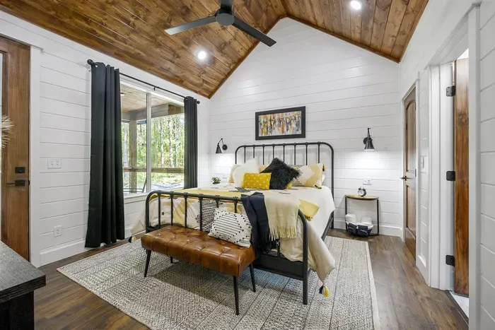King Suite #1