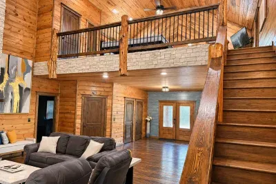 Conifer Crossing Lodge - image 46 of 85