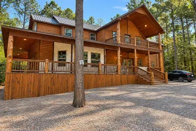 Conifer Crossing Lodge - image 76 of 85