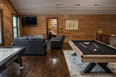 Conifer Crossing Lodge - image 3 of 35