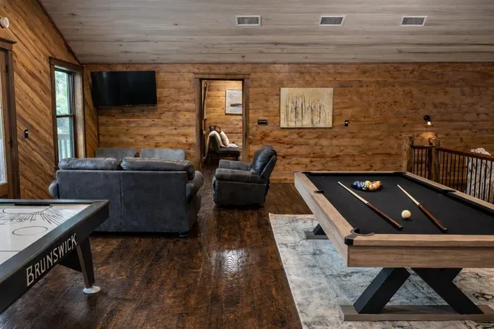 Conifer Crossing Lodge - image 3 of 35
