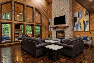 Conifer Crossing Lodge - image 13 of 35