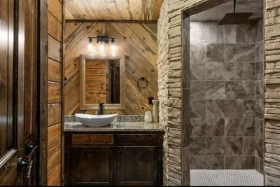 Conifer Crossing Lodge - image 25 of 35