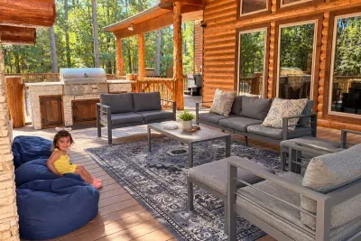 Conifer Crossing Lodge