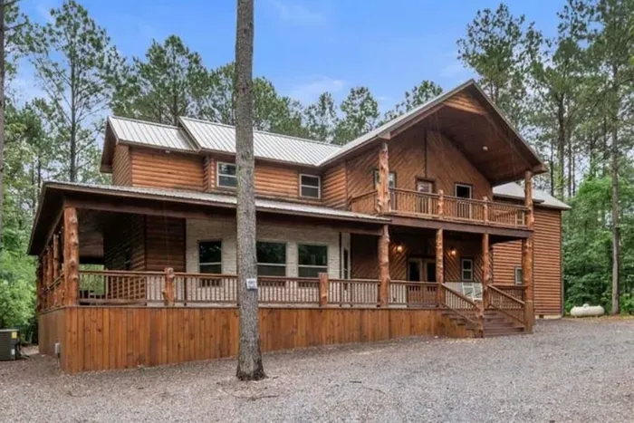 Conifer Crossing Lodge - image 7 of 35