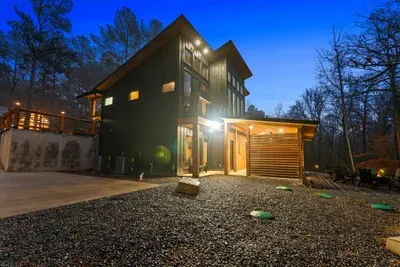 Dark Horse Cabin and Dark Horse Loft - image 82 of 118