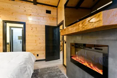 Dark Horse Cabin and Dark Horse Loft - image 27 of 118