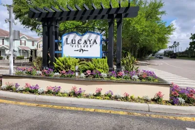Lucaya Village entrance