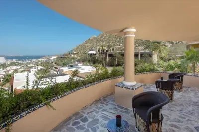 Villa Mariposa - Pedregal - image 7 of 32