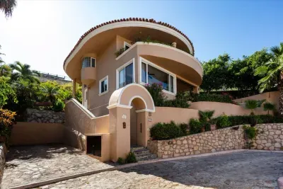 Villa Mariposa - Pedregal - image 23 of 32