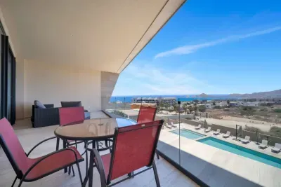Arch views, 2 pools, 2 Jacuzzis, Gym, 3 King Beds - image 15 of 39