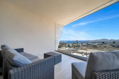 Arch views, 2 pools, 2 Jacuzzis, Gym, 3 King Beds - image 28 of 39