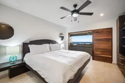 2nd Bedroom ocean views