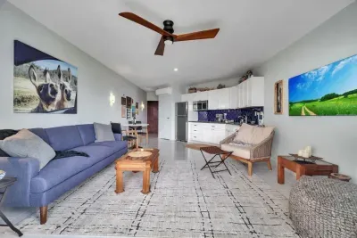 Mira Vista 8 - image 18 of 36