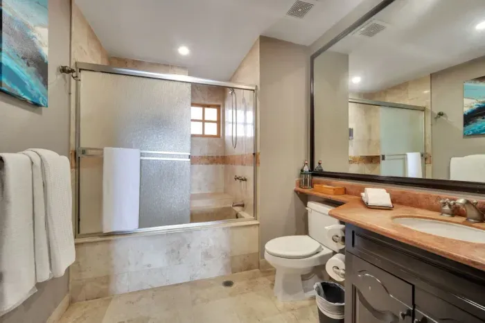2nd Bathroom