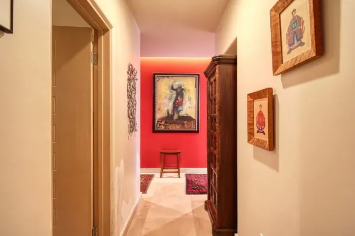 Entrance to 2nd bedroom