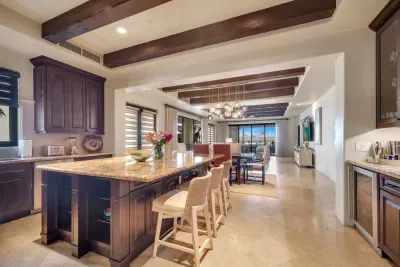 Hacienda Beach Club, 5-Star, Beachfront, 6 Beds - image 17 of 58