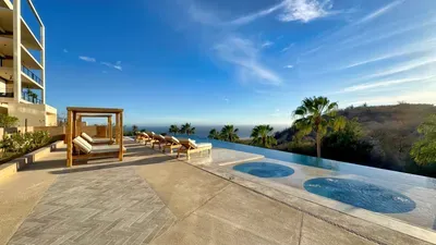 Peninsula Pool (1)