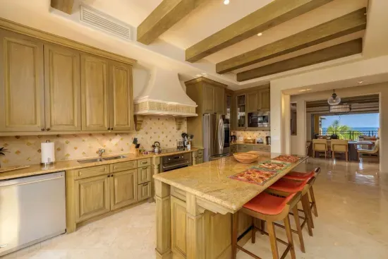 Kitchen with island