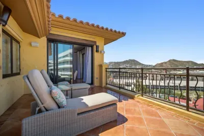 2nd Suite Patio
