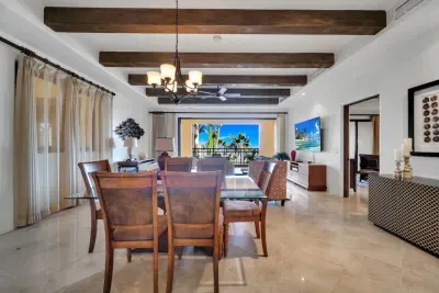 Living/dining room