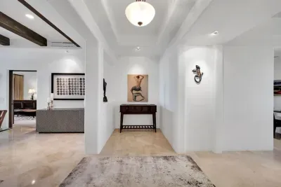 Entry area