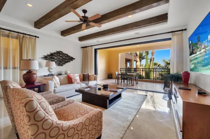 Indoor/outdoor living