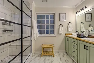 Guest review,  "Bathrooms even had a stock of frequently forgotten toiletries".