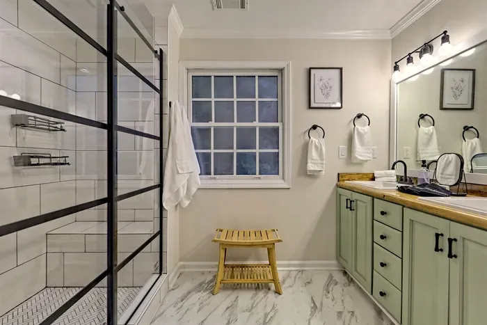 Guest review,  "Bathrooms even had a stock of frequently forgotten toiletries".